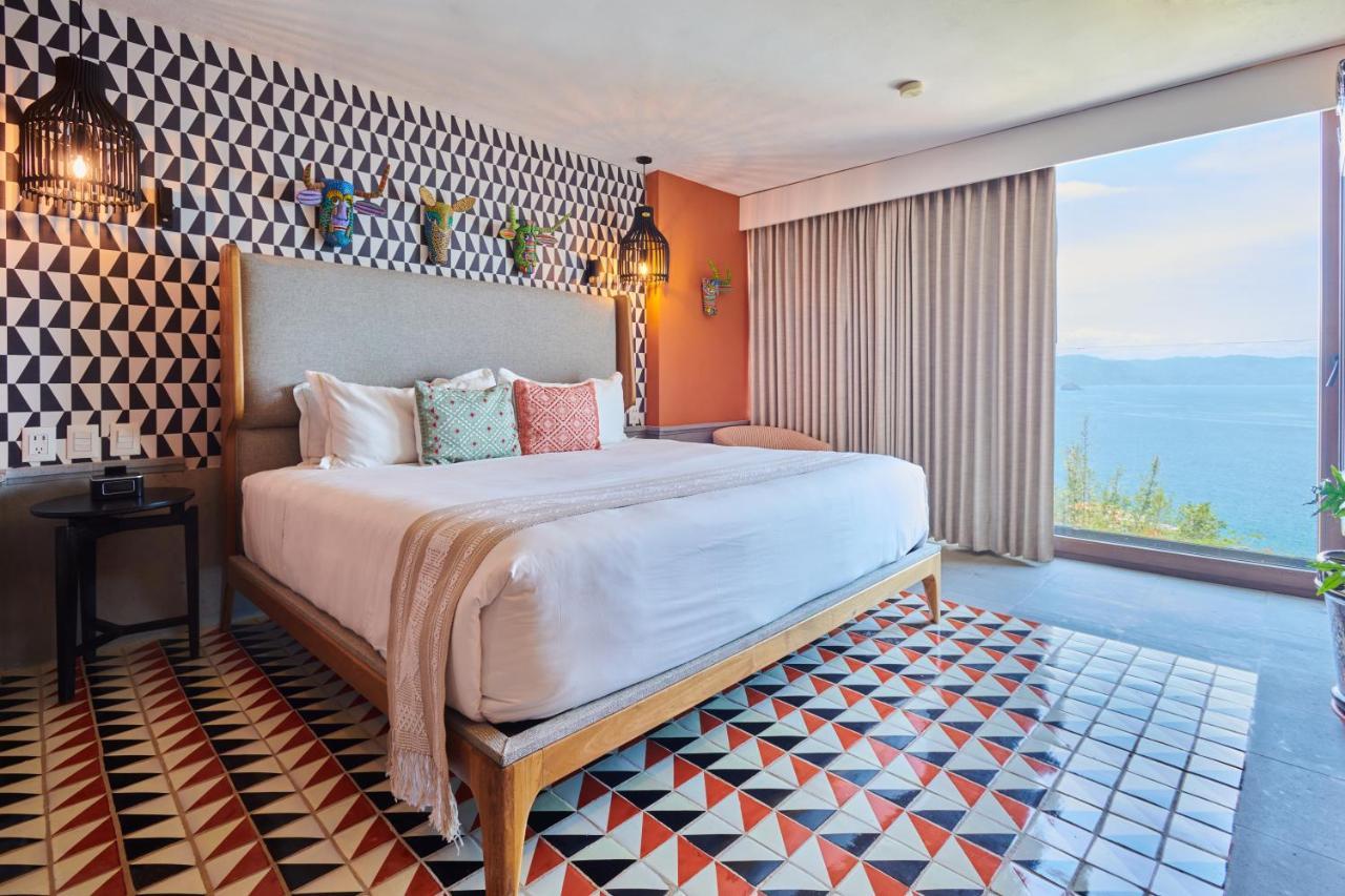 Hotel Luxury Patio Azul (Adults Only) Puerto Vallarta Eksteriør billede A bedroom at the hotel
