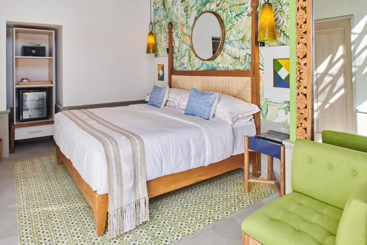 Hotel Luxury Patio Azul (Adults Only) Puerto Vallarta Eksteriør billede A bedroom at the hotel
