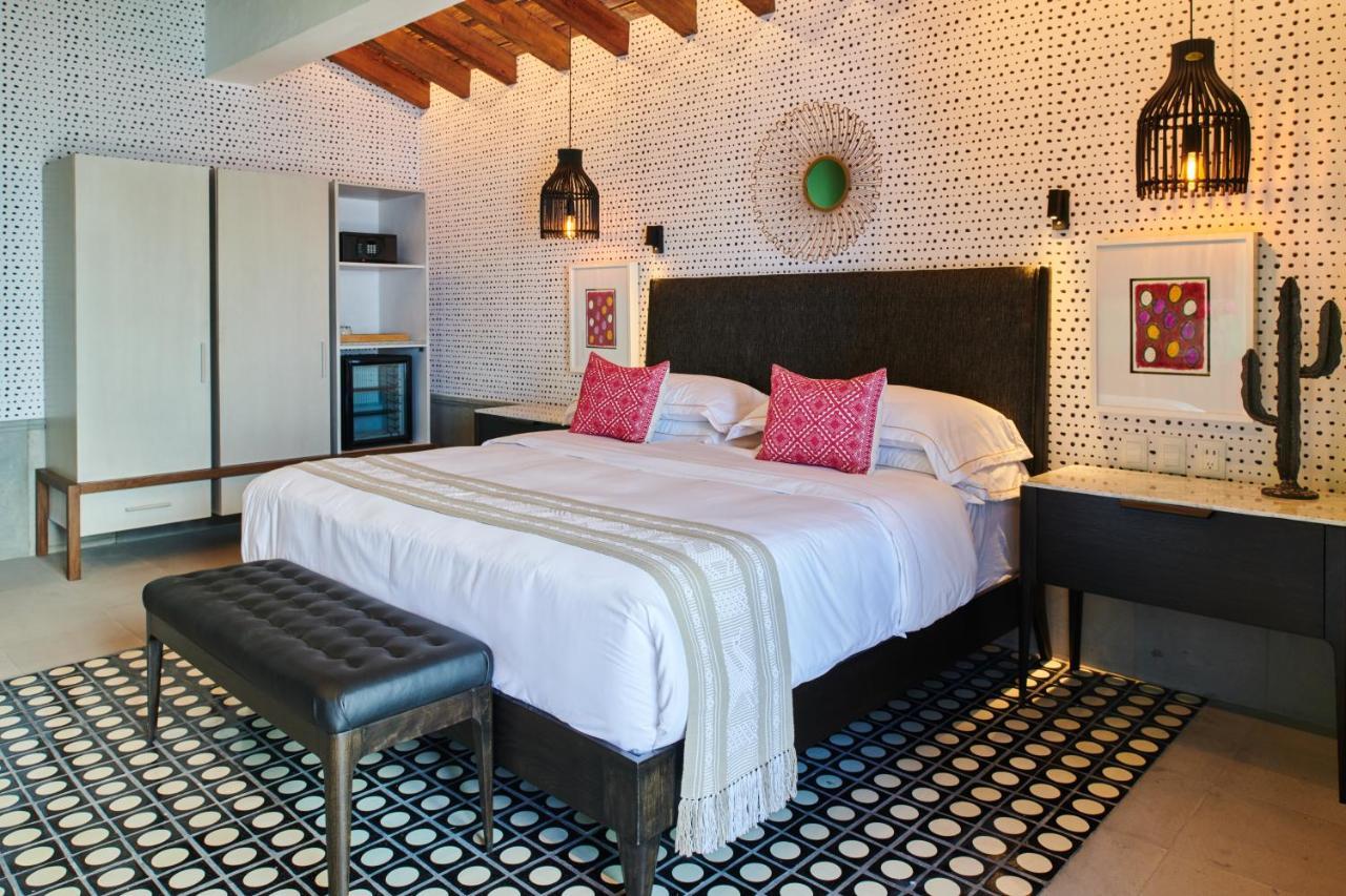 Hotel Luxury Patio Azul (Adults Only) Puerto Vallarta Eksteriør billede A bedroom at the hotel