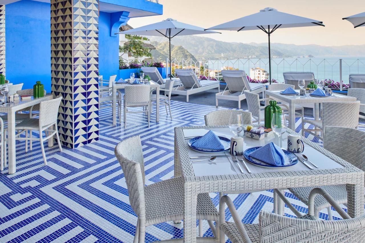 Hotel Luxury Patio Azul (Adults Only) Puerto Vallarta Eksteriør billede The rooftop bar at the hotel